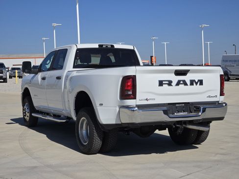 New 2026 RAM 3500 Lone Star image 4