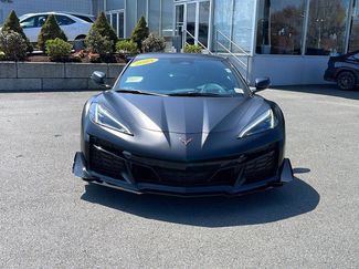 Used 2025 Chevrolet Corvette Z06 w/ Z07 Performance Package RWD video 2