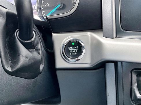 Used 2022 Ford F150 XLT w/ Equipment Group 302A High image 21