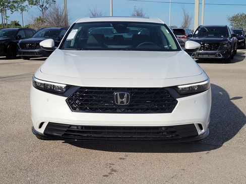 New 2026 Honda Accord EX-L image 2
