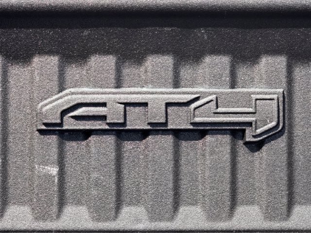 Used 2024 GMC Sierra 1500 AT4 w/ Technology Package AWD/4WD image 18