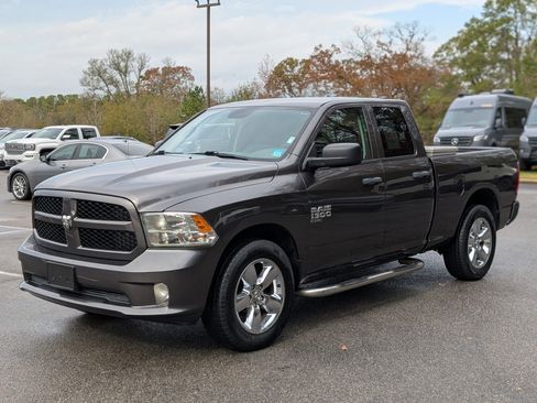 Used 2019 RAM 1500 Express w/ Express Value Package image 5