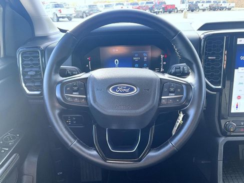 Used 2024 Ford Ranger XLT w/ Trailer Tow Package image 11