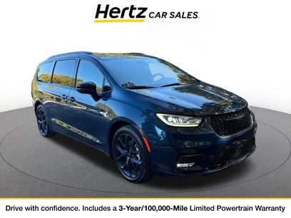 Used 2025 Chrysler Pacifica Limited