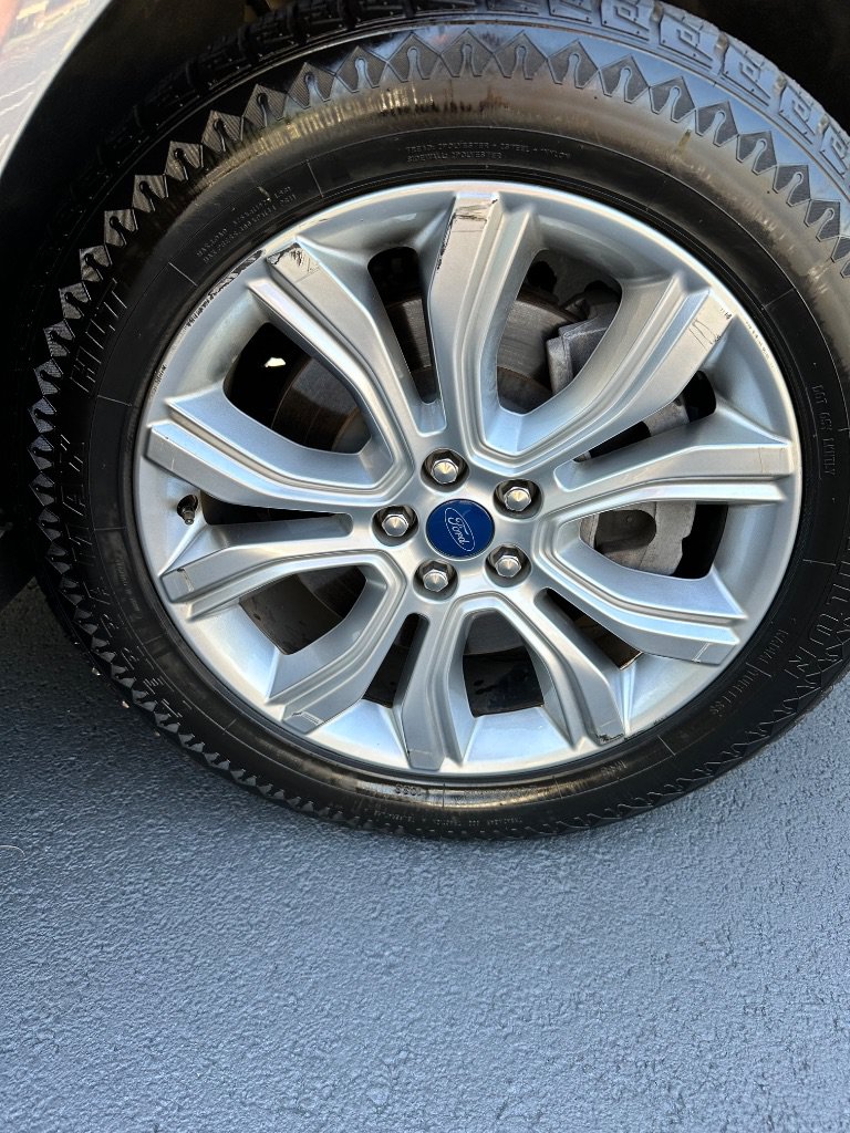 Used 2022 Ford Edge Titanium AWD/4WD image 27
