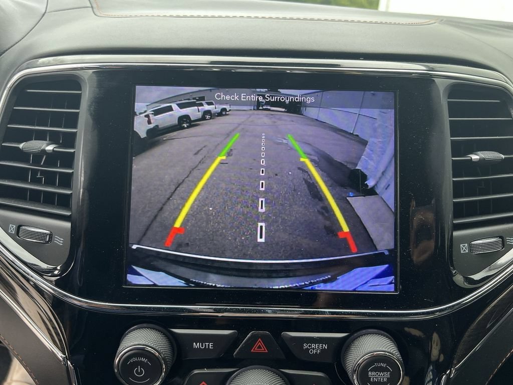 Used 2019 Jeep Grand Cherokee Summit AWD/4WD image 15