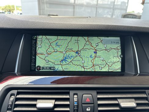 Used 2014 BMW 528i xDrive Sedan AWD/4WD image 38