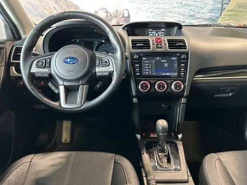 Used 2018 Subaru Forester 2.0XT Touring AWD/4WD image 3