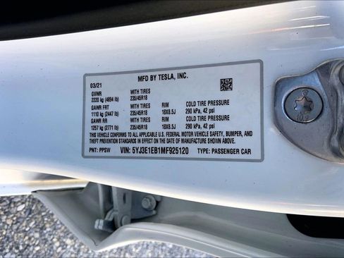Used 2021 Tesla Model 3 Long Range image 33