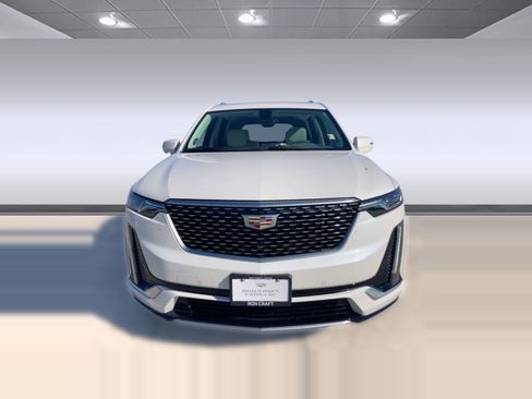 Used 2021 Cadillac XT6 Premium Luxury image 5