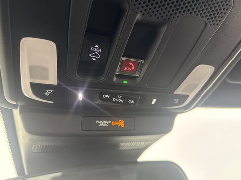 Certified 2023 Honda Accord Sport image 36