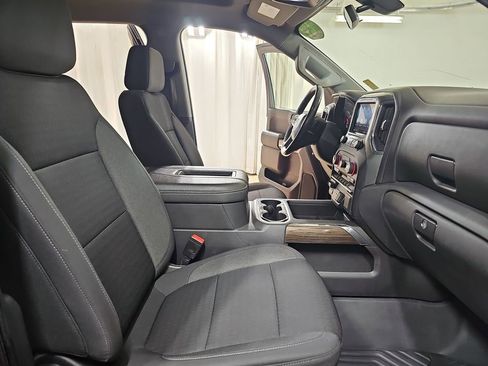 Used 2021 Chevrolet Silverado 1500 RST AWD/4WD image 13