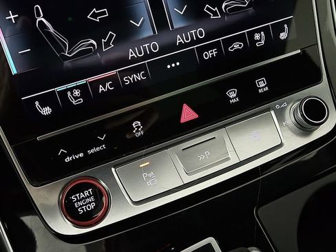 Used 2023 Audi SQ8 Prestige image 28
