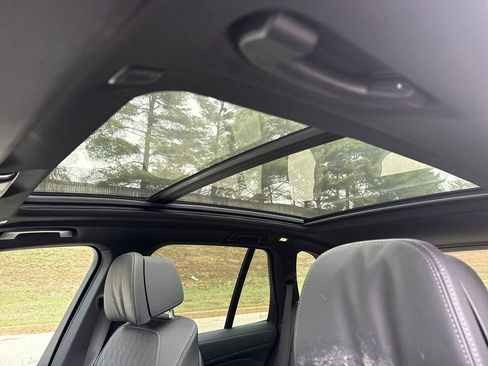 Used 2023 BMW X5 M50i w/ Climate Comfort Package image 23