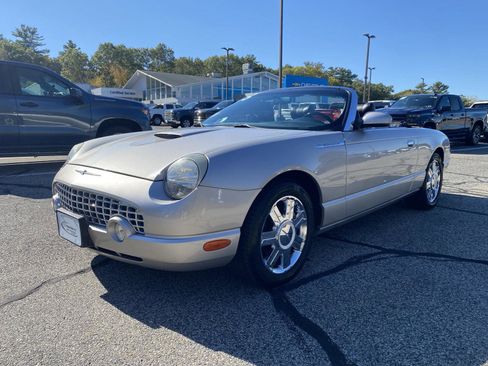 Used 2005 Ford Thunderbird Deluxe image 3