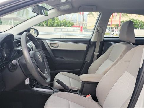 Used 2016 Toyota Corolla LE FWD image 10