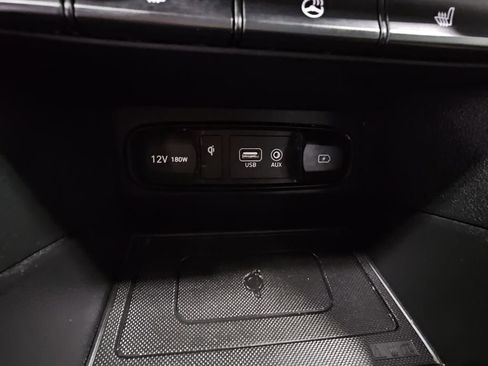 Used 2020 Hyundai Santa Fe Limited image 19