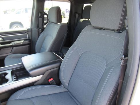 Used 2022 RAM 1500 Big Horn AWD/4WD image 18