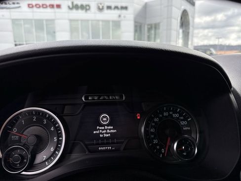 Used 2021 RAM 1500 Big Horn image 15