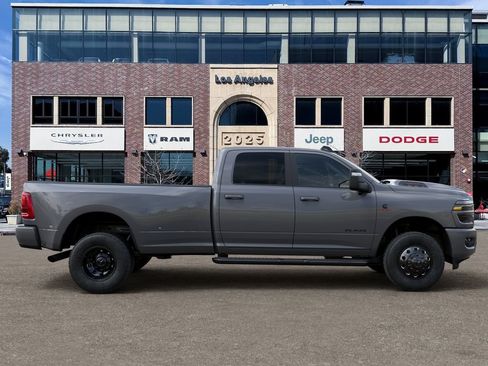 New 2026 RAM 3500 Laramie w/ Night Edition AWD/4WD image 21