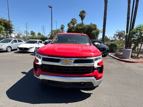 Used 2024 Chevrolet Silverado 1500 LT w/ Protection Package AWD/4WD image 3
