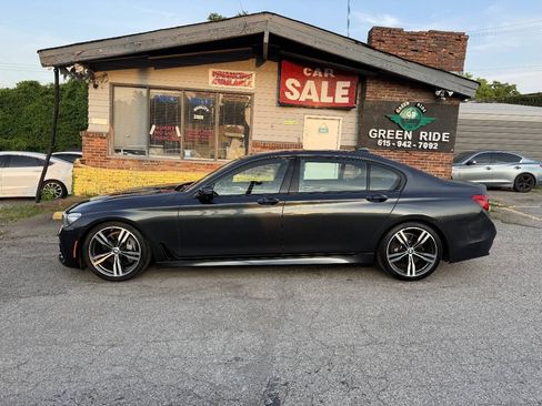 Used 2018 BMW 740i RWD image 2
