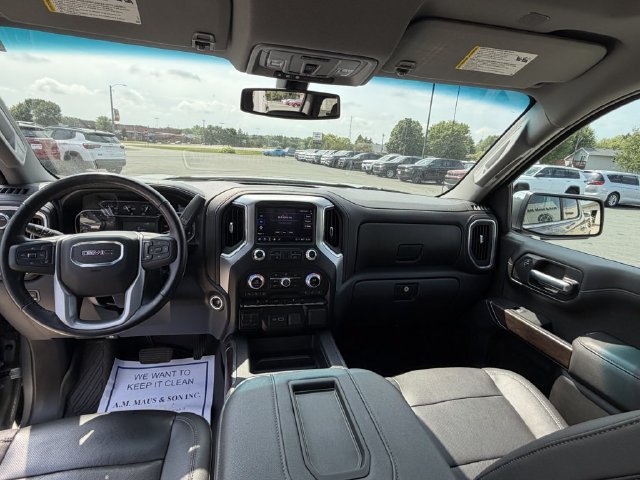 Used 2021 GMC Sierra 1500 SLT w/ SLT Premium Package AWD/4WD image 15