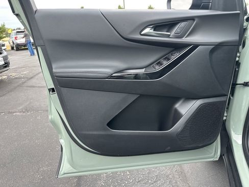 New 2026 Chevrolet Equinox LT w/ LPO, Floor Liner Package image 18