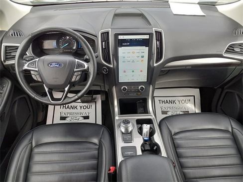 Used 2024 Ford Edge SEL image 15
