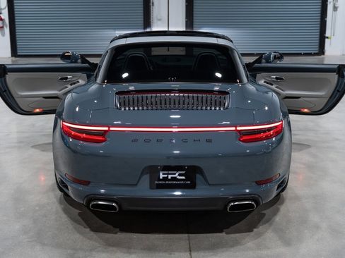 Used 2017 Porsche 911 Targa 4 AWD/4WD image 39