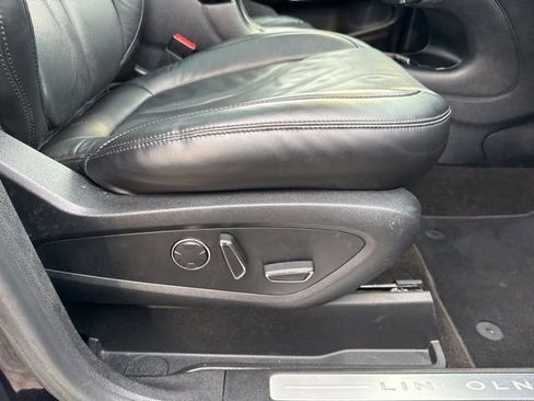 Used 2019 Lincoln MKC Reserve w/ MKC Climate Package image 31