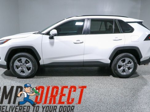 Used 2022 Toyota RAV4 XLE FWD image 10