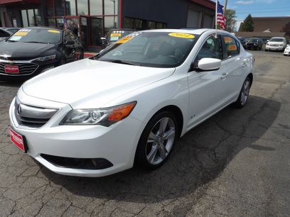 Used 2014 Acura ILX w/ Technology Package