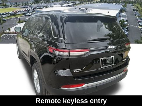 New 2025 Jeep Grand Cherokee Laredo X image 6