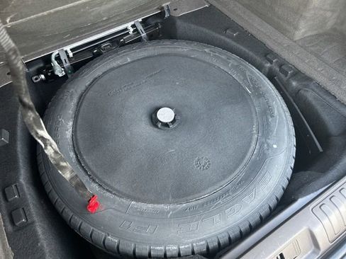 Used 2018 Land Rover Range Rover Sport HSE image 43