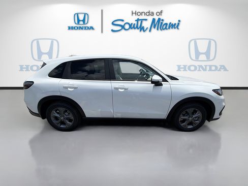 New 2027 Honda HR-V LX image 8
