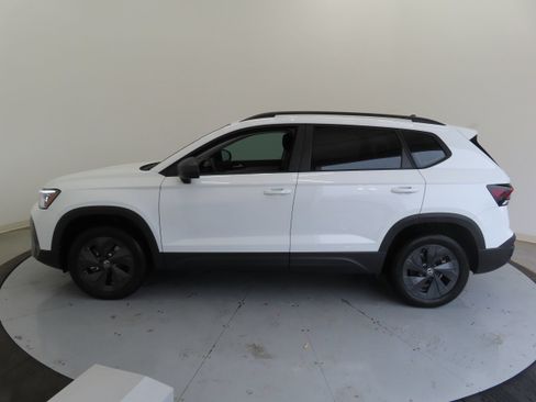New 2026 Volkswagen Taos S FWD image 7