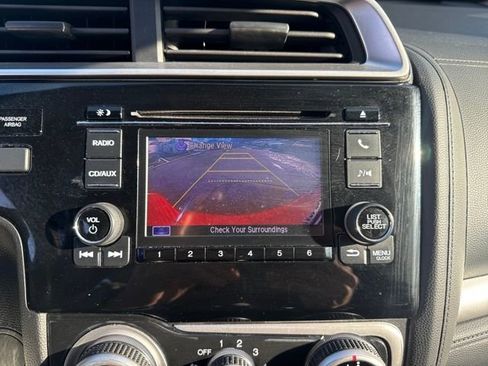 Used 2015 Honda Fit LX image 20