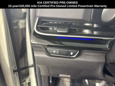 Certified 2025 Kia Carnival SX Prestige FWD image 13