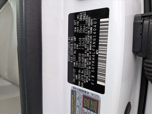 Used 2022 Kia Sorento EX w/ Panoramic Sunroof Package image 22