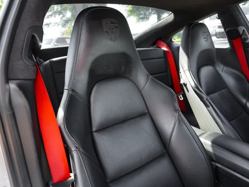 Used 2019 Porsche 911 Carrera GTS RWD image 34