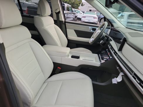 Certified 2025 Hyundai Santa Fe Calligraphy AWD/4WD image 23