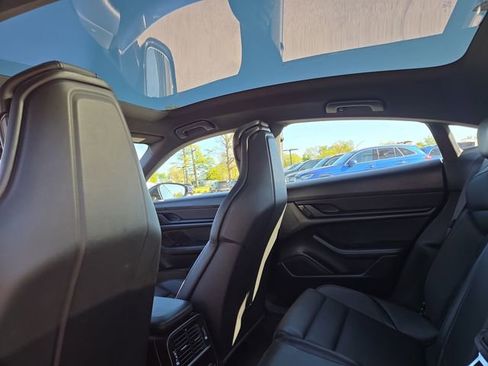 Used 2020 Porsche Taycan 4S AWD/4WD image 30