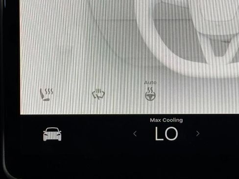 Used 2024 Tesla Model 3 Standard Range RWD image 15