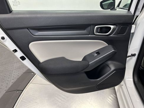 Used 2023 Honda Civic LX image 29