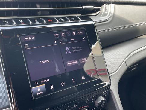 New 2025 Jeep Grand Cherokee L Altitude image 22