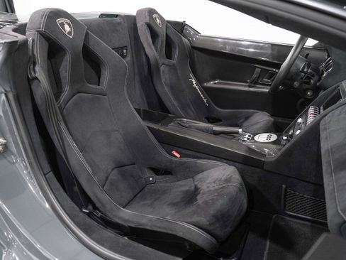 Used 2012 Lamborghini Gallardo LP 570-4 Performante AWD/4WD image 15