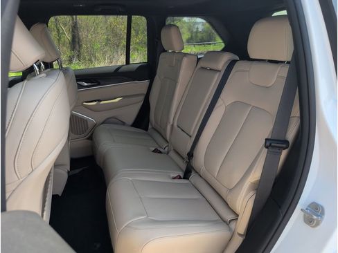 New 2026 Jeep Grand Cherokee Limited image 29