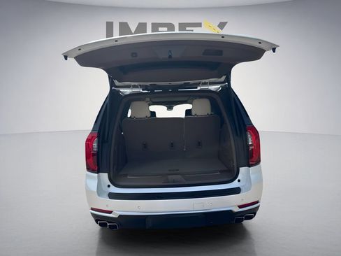 Used 2025 GMC Yukon Denali w/ Denali Reserve Package AWD/4WD image 35