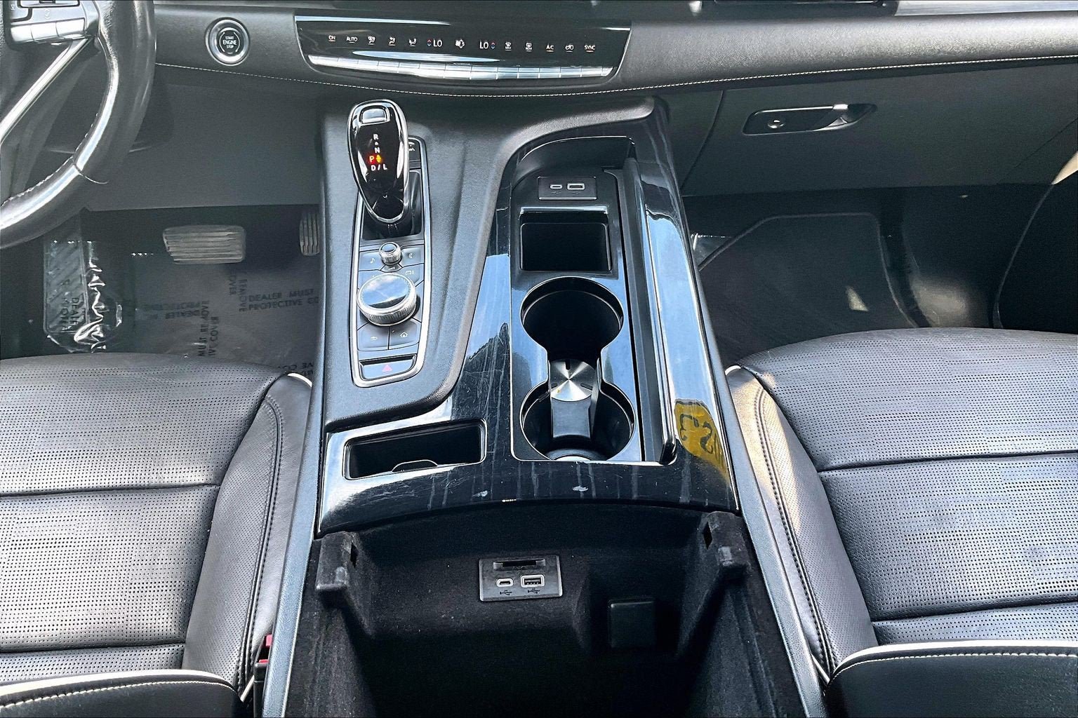 Used 2023 Cadillac Escalade Sport AWD/4WD image 31